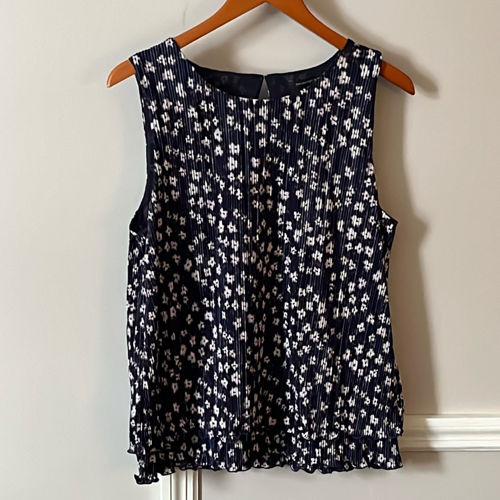 Banana Republic top